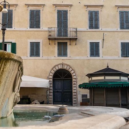 Casa Cristina In Piazza Farnese Appartement Rome Buitenkant foto